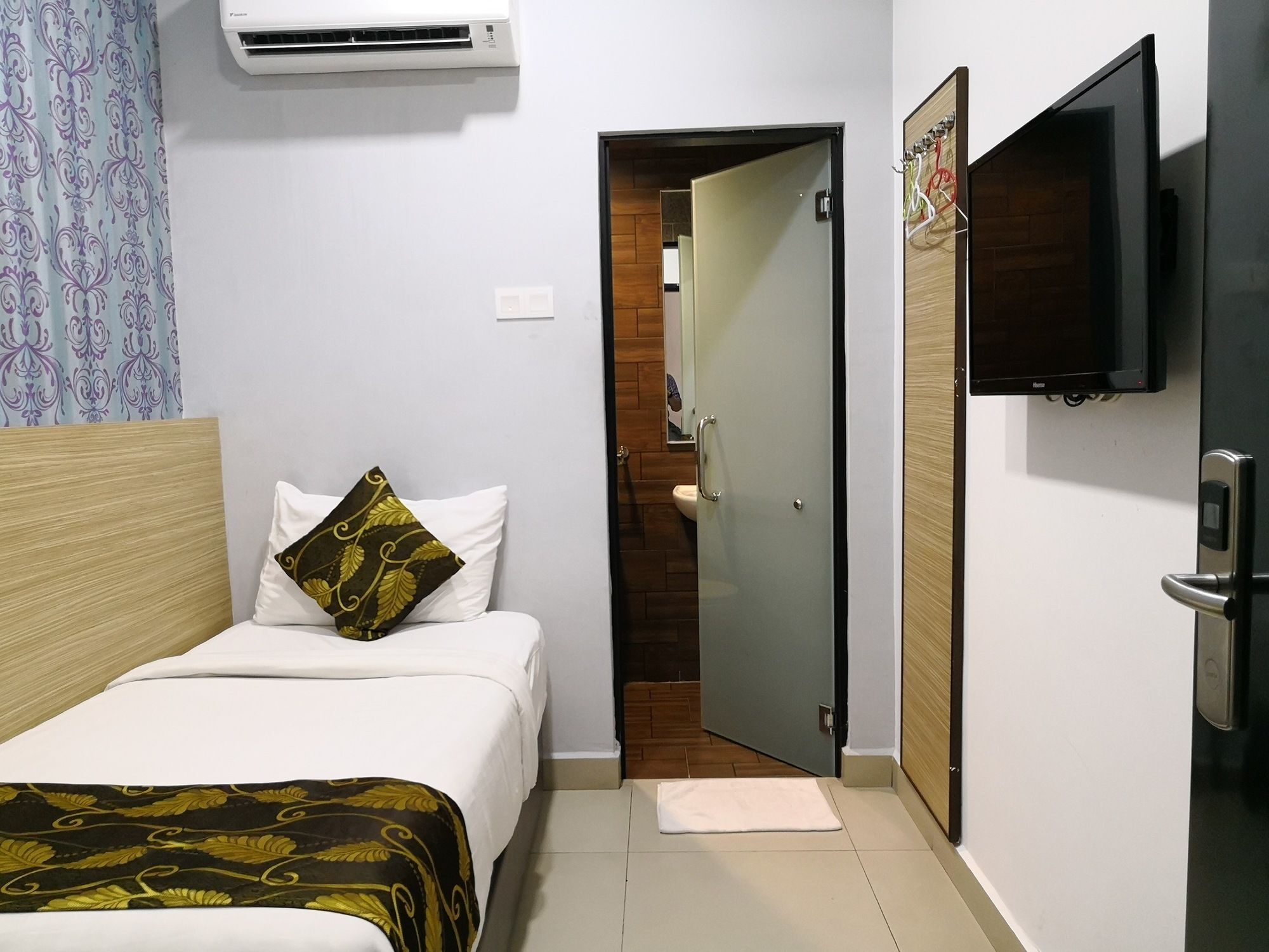 D'Metro Hotel Shah Alam Extérieur photo