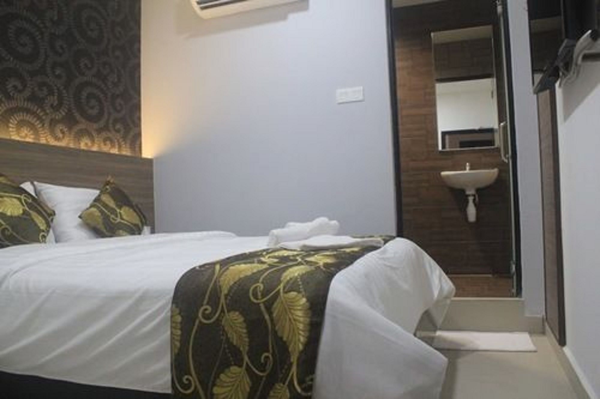 D'Metro Hotel Shah Alam Extérieur photo