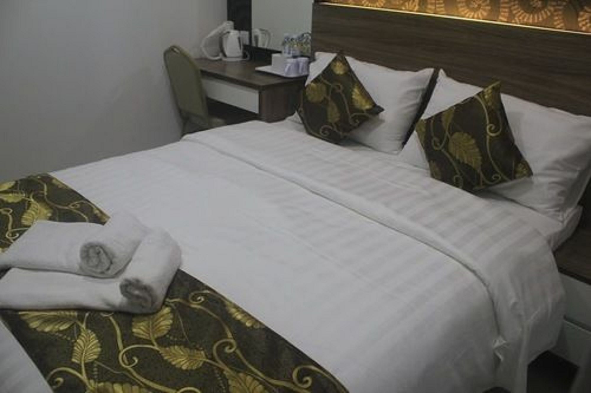D'Metro Hotel Shah Alam Extérieur photo